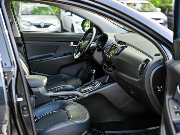 Kia Sportage III с пробегом 2012 года, цена 1 200 000 рублей, 207323 км, внедорожник, Автокод Объявления