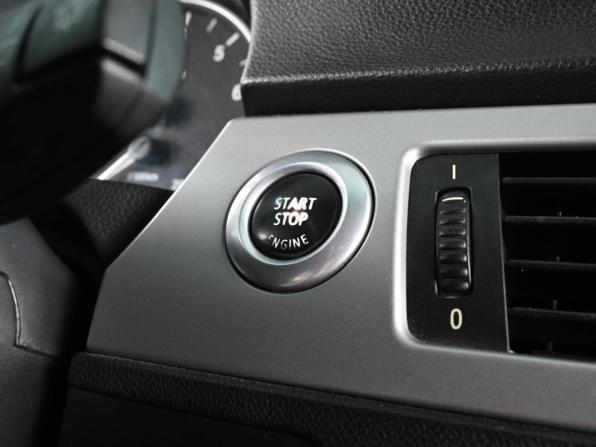 BMW 3 серии V (E90/E91/E92/E93) с пробегом 2007 года, цена 1 079 000 рублей, 205313 км, седан, Автокод Объявления