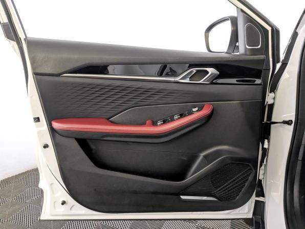 Geely Coolray I Рестайлинг с пробегом 2023 года, цена 1 725 000 рублей, 106104 км, внедорожник, Автокод Объявления
