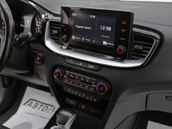 Kia Ceed III с пробегом 2021 года, цена 1 179 000 рублей, 51876 км, универсал, Автокод Объявления