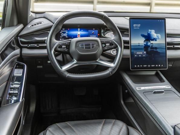 Geely Preface I с пробегом 2024 года, цена 2 458 000 рублей, 94582 км, седан, Автокод Объявления