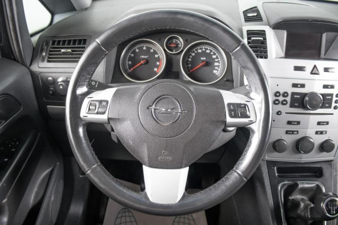 Opel Zafira B Рестайлинг с пробегом 2011 года, цена 799 000 рублей, 270000 км, компактвэн, Автокод Объявления