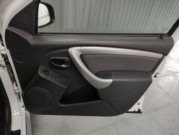 Renault Duster I с пробегом 2013 года, цена 770 000 рублей, 172275 км, внедорожник, Автокод Объявления