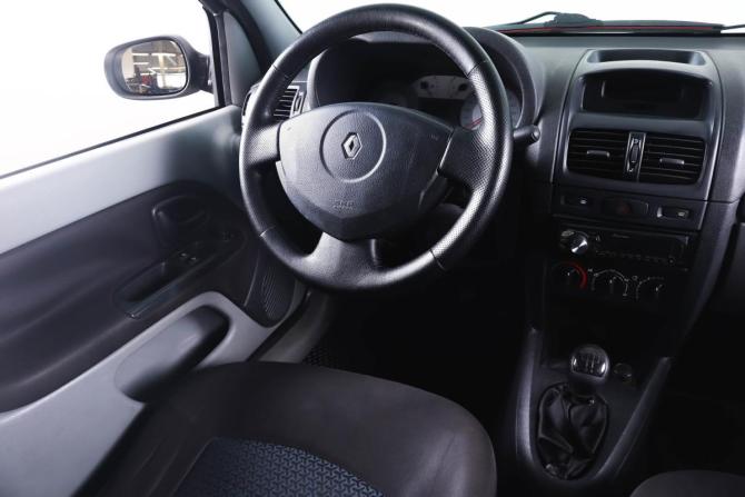 Renault Symbol I Рестайлинг 2 с пробегом 2008 года, цена 279 000 рублей, 260203 км, седан, Автокод Объявления