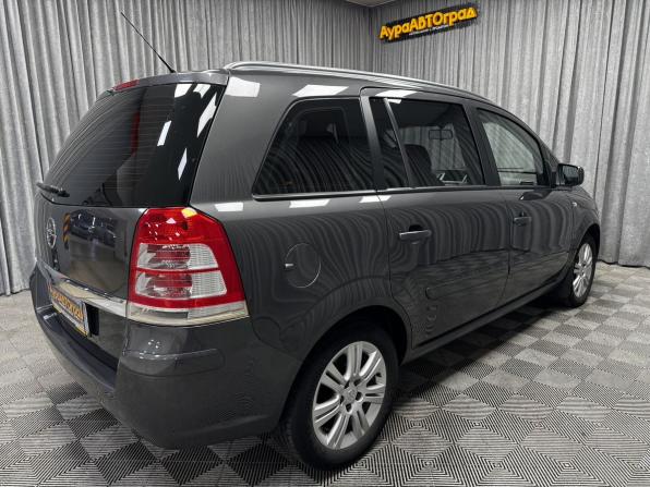 Opel Zafira B Рестайлинг с пробегом 2012 года, цена 950 000 рублей, 139946 км, компактвэн, Автокод Объявления
