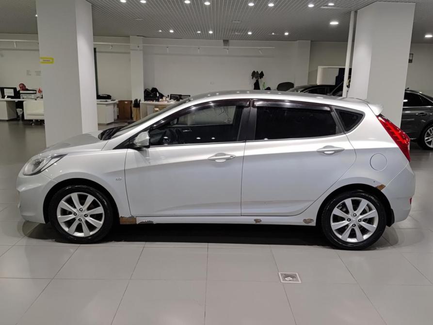 Hyundai Solaris I Казань  - изображение 10