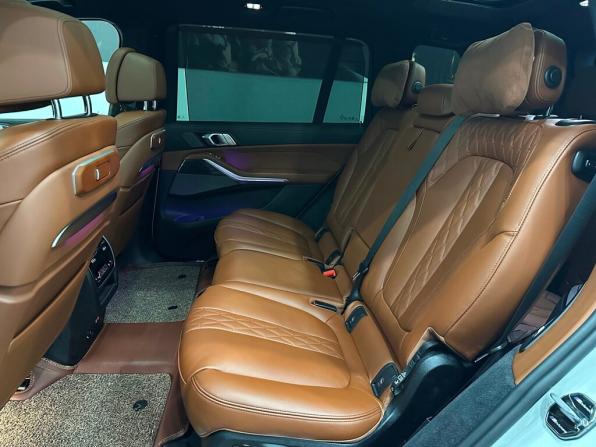 BMW X7 I (G07) Рестайлинг с пробегом 2025 года, цена 15 965 000 рублей, 7252 км, внедорожник, Автокод Объявления