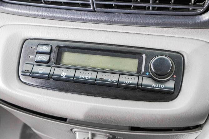 Nissan Serena II (C24) с пробегом 2000 года, цена 649 000 рублей, 256600 км, минивэн, Автокод Объявления