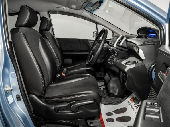 Honda Freed I Рестайлинг с пробегом 2012 года, цена 928 500 рублей, 210681 км, компактвэн, Автокод Объявления
