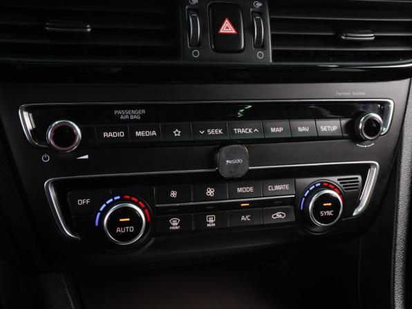 Kia Optima IV Рестайлинг с пробегом 2019 года, цена 1 999 000 рублей, 111443 км, седан, Автокод Объявления