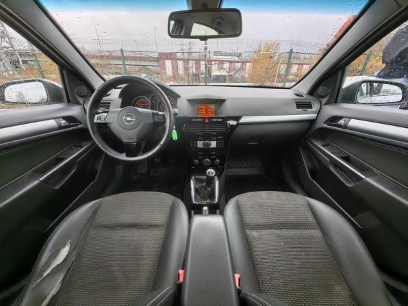 Opel Astra H Рестайлинг с пробегом 2008 года, цена 399 000 рублей, 306031 км, седан, Автокод Объявления