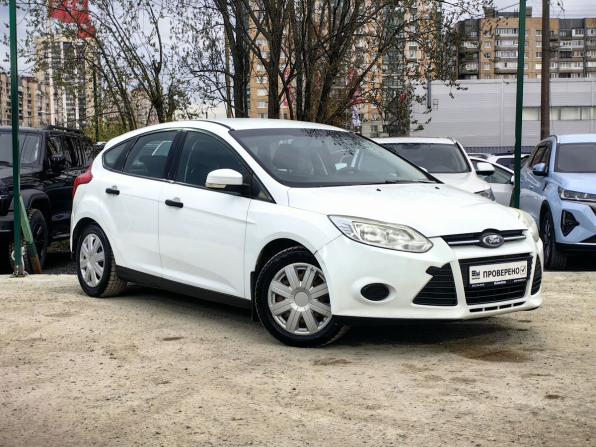 Ford Focus III с пробегом 2011 года, цена 499 000 рублей, 303825 км, хэтчбек, Автокод Объявления
