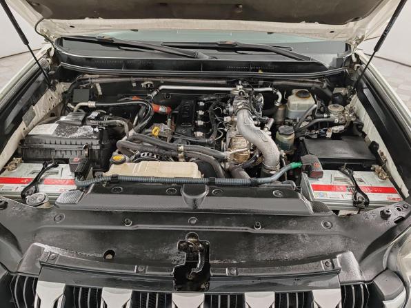 Toyota Land Cruiser Prado 150 Series Рестайлинг 1 с пробегом 2014 года, цена 3 149 000 рублей, 248193 км, внедорожник, Автокод Объявления