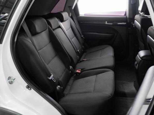 Kia Sorento II Рестайлинг с пробегом 2015 года, цена 1 699 000 рублей, 111802 км, внедорожник, Автокод Объявления