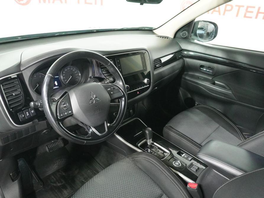 Mitsubishi Outlander III Рестайлинг 3 Вологда  - изображение 9