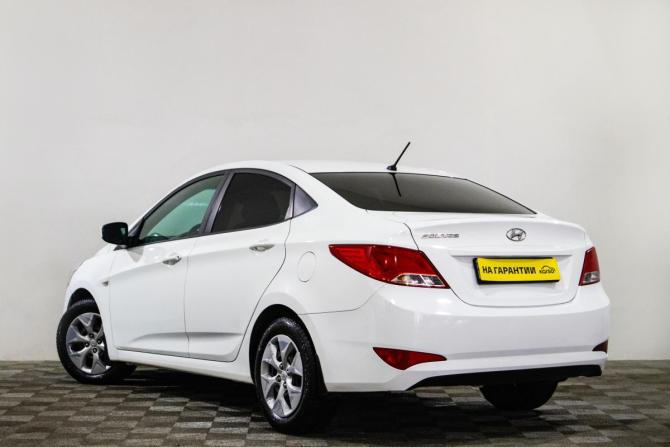 Hyundai Solaris I Рестайлинг с пробегом 2016 года, цена 899 000 рублей, 157600 км, седан, Автокод Объявления