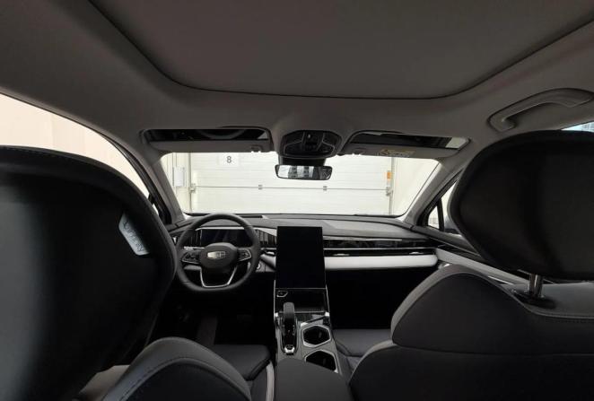 Новый Geely Atlas II 2025 года, цена 3 970 990 рублей, внедорожник, Автокод Объявления