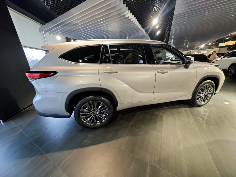 Toyota Highlander IV (XU70) Ярославль  - изображение 6