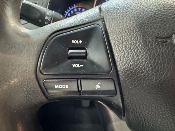 Kia Rio III с пробегом 2012 года, цена 799 000 рублей, 256650 км, седан, Автокод Объявления