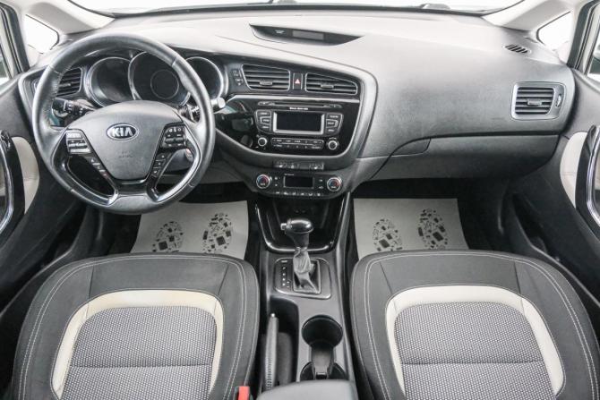 Kia Ceed II с пробегом 2012 года, цена 1 099 000 рублей, 89200 км, хэтчбек, Автокод Объявления