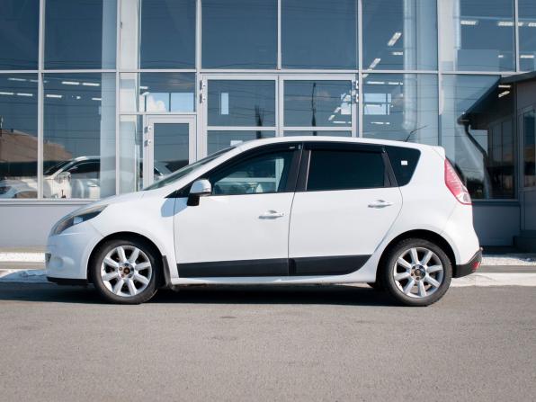 Renault Scenic III с пробегом 2009 года, цена 550 000 рублей, 232605 км, компактвэн, Автокод Объявления