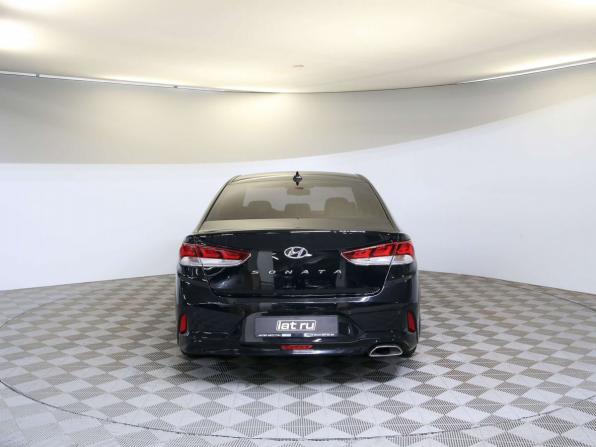 Hyundai Sonata VII (LF) Рестайлинг с пробегом 2018 года, цена 1 799 000 рублей, 91068 км, седан, Автокод Объявления