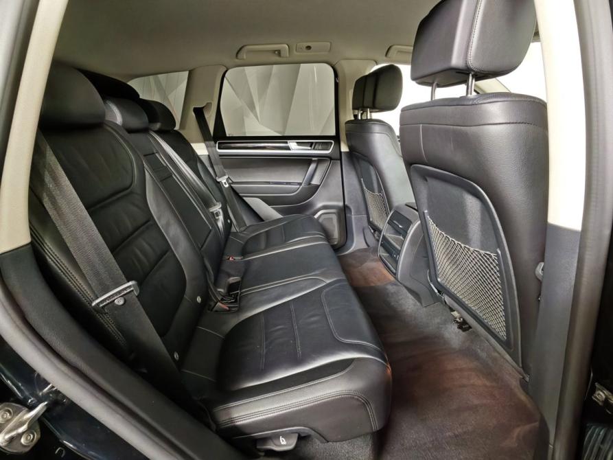 Volkswagen Touareg II Рестайлинг Москва  - изображение 16