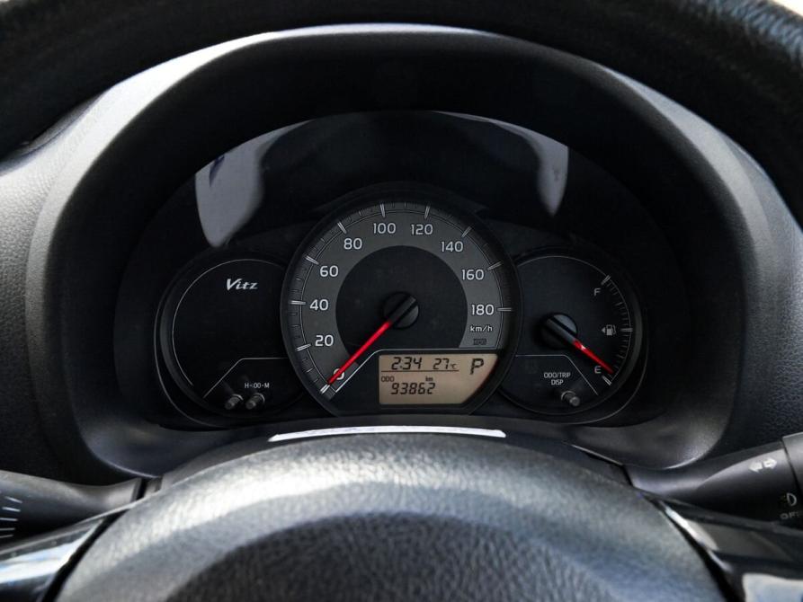 Toyota Vitz III (XP130) Рестайлинг 2 Екатеринбург  - изображение 9