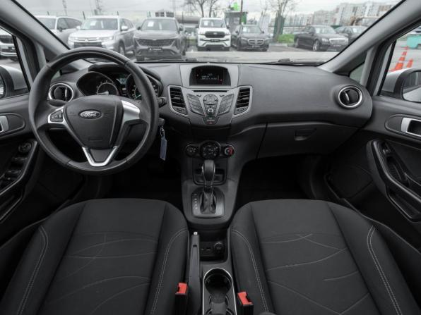 Ford Fiesta Mk6 Рестайлинг с пробегом 2016 года, цена 1 180 000 рублей, 85179 км, седан, Автокод Объявления