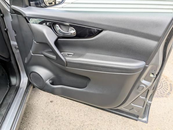Nissan Qashqai II с пробегом 2015 года, цена 1 685 000 рублей, 110446 км, внедорожник, Автокод Объявления