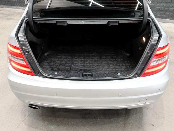 Mercedes-Benz C-Класс III (W204) Рестайлинг с пробегом 2013 года, цена 1 450 000 рублей, 261810 км, седан, Автокод Объявления