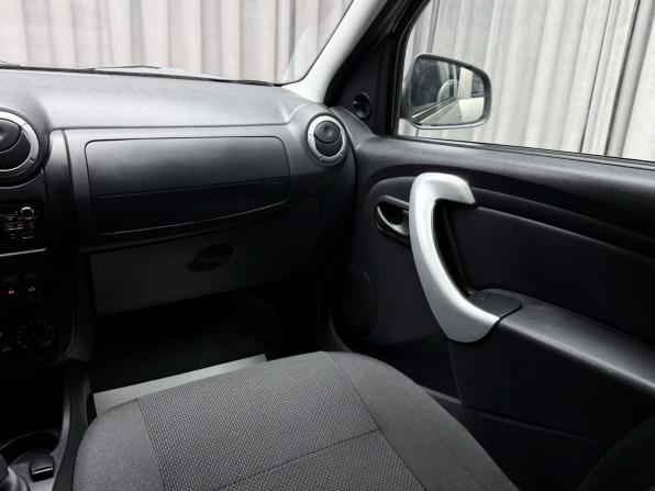 Lada (ВАЗ) Largus I с пробегом 2017 года, цена 949 000 рублей, 72300 км, универсал, Автокод Объявления