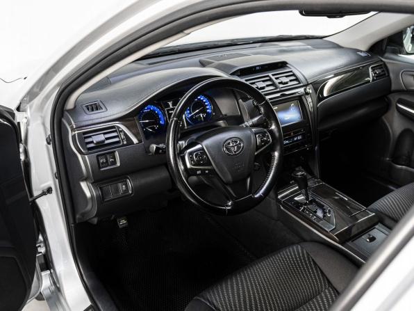 Toyota Camry VII (XV50) Рестайлинг с пробегом 2015 года, цена 1 940 000 рублей, 128479 км, седан, Автокод Объявления