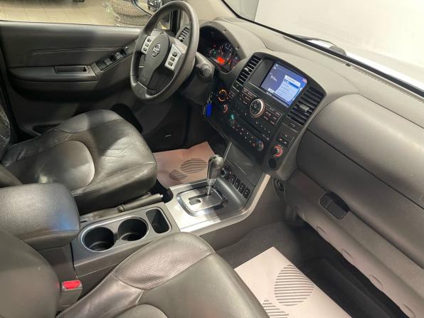 Nissan Navara (Frontier) III (D40) Рестайлинг с пробегом 2010 года, цена 1 099 000 рублей, 341000 км, offers.body_type.unknown, Автокод Объявления