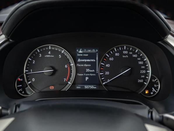 Lexus RX IV Рестайлинг с пробегом 2020 года, цена 5 300 000 рублей, 50750 км, внедорожник, Автокод Объявления