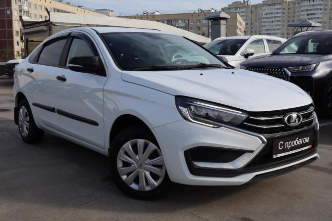 Lada (ВАЗ) Vesta I Рестайлинг (NG) с пробегом 2024 года, цена 1 079 000 рублей, 40000 км, седан, Автокод Объявления