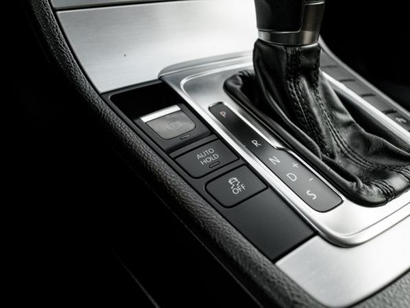 Volkswagen Passat B7 с пробегом 2011 года, цена 930 000 рублей, 341957 км, седан, Автокод Объявления