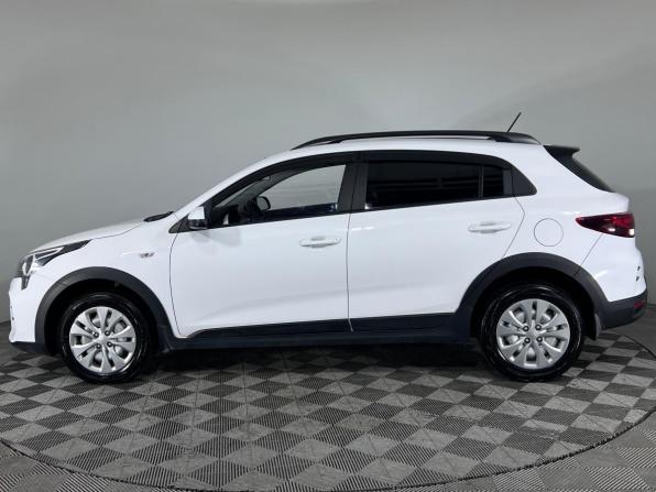 Kia Rio IV Рестайлинг с пробегом 2021 года, цена 1 670 000 рублей, 64708 км, хэтчбек, Автокод Объявления