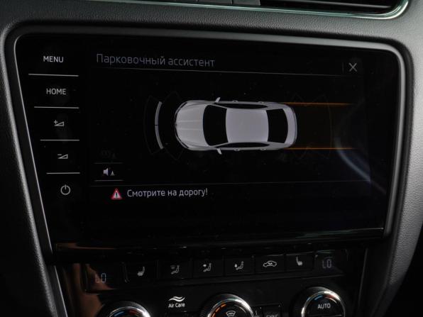 Skoda Octavia III (A7) Рестайлинг с пробегом 2020 года, цена 2 859 000 рублей, 70382 км, лифтбек, Автокод Объявления