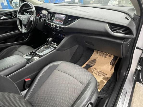 Opel Insignia II с пробегом 2017 года, цена 1 434 000 рублей, 153562 км, универсал, Автокод Объявления