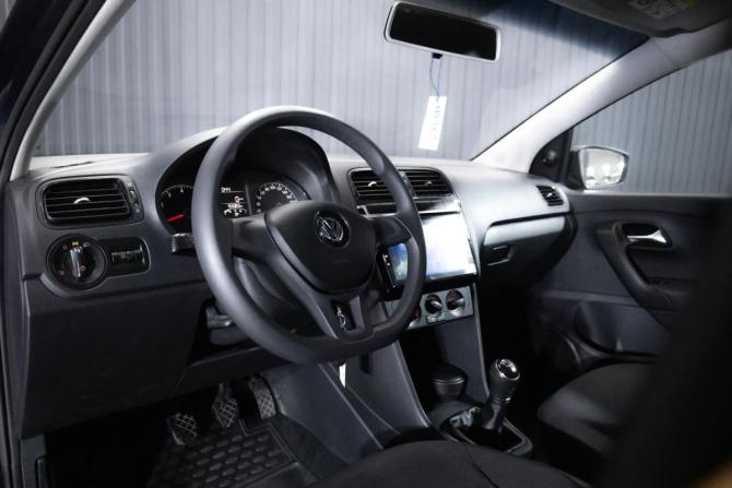 Volkswagen Polo V Рестайлинг с пробегом 2015 года, цена 879 000 рублей, 153300 км, седан, Автокод Объявления
