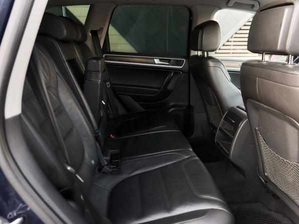 Volkswagen Touareg II с пробегом 2013 года, цена 2 078 000 рублей, 211043 км, внедорожник, Автокод Объявления