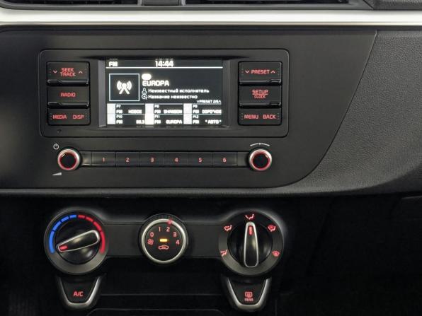 Kia Rio IV Рестайлинг с пробегом 2021 года, цена 1 610 000 рублей, 88828 км, седан, Автокод Объявления