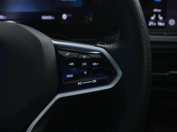 Volkswagen Golf VIII с пробегом 2022 года, цена 2 798 444 рубля, 52453 км, хэтчбек, Автокод Объявления