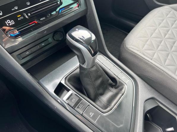 Volkswagen Tiguan II Рестайлинг с пробегом 2020 года, цена 2 556 900 рублей, 67338 км, внедорожник, Автокод Объявления