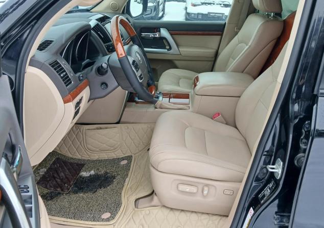 Toyota Land Cruiser 200 Series Рестайлинг 1 с пробегом 2012 года, цена 3 128 000 рублей, 298524 км, внедорожник, Автокод Объявления