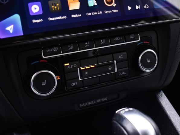 Volkswagen Jetta VI с пробегом 2011 года, цена 965 000 рублей, 259895 км, седан, Автокод Объявления