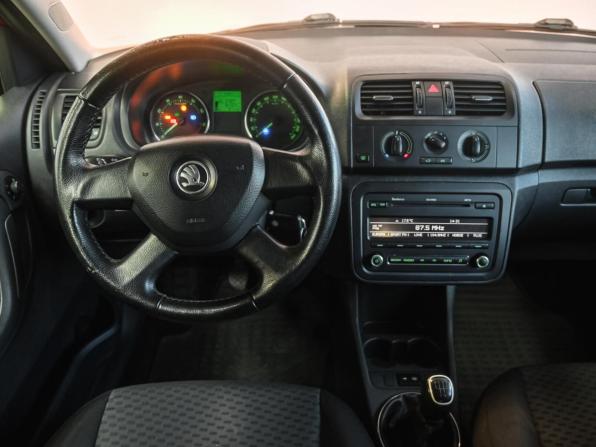 Skoda Fabia II Рестайлинг с пробегом 2013 года, цена 499 000 рублей, 164322 км, хэтчбек, Автокод Объявления