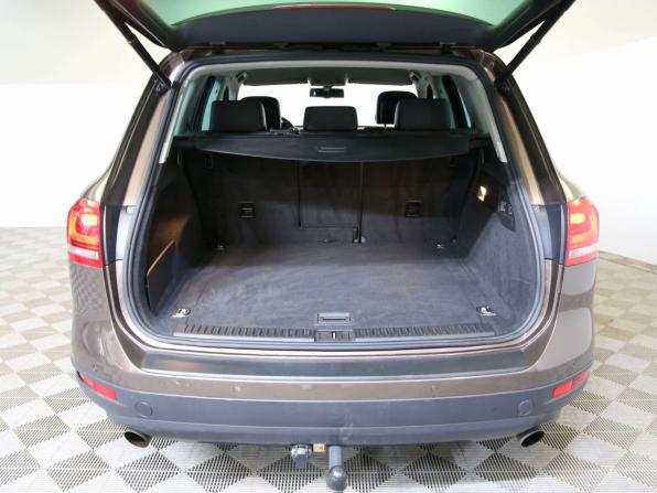 Volkswagen Touareg II с пробегом 2011 года, цена 1 790 000 рублей, 185000 км, внедорожник, Автокод Объявления