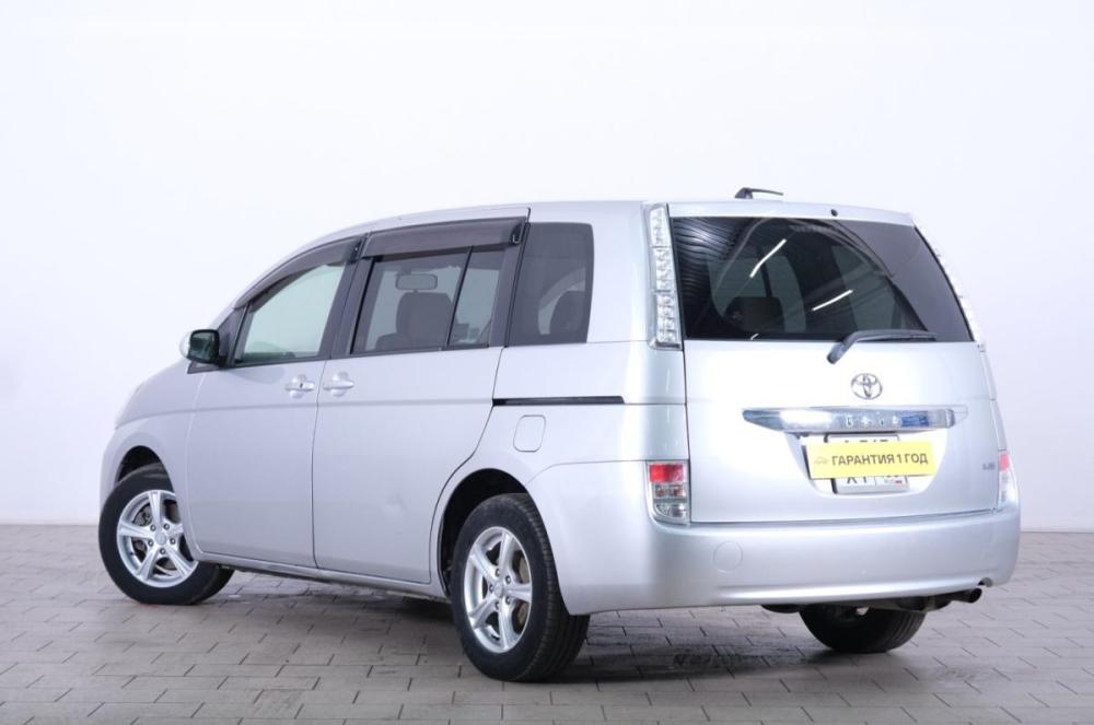 Toyota ISis I Рестайлинг Омск  - изображение 5